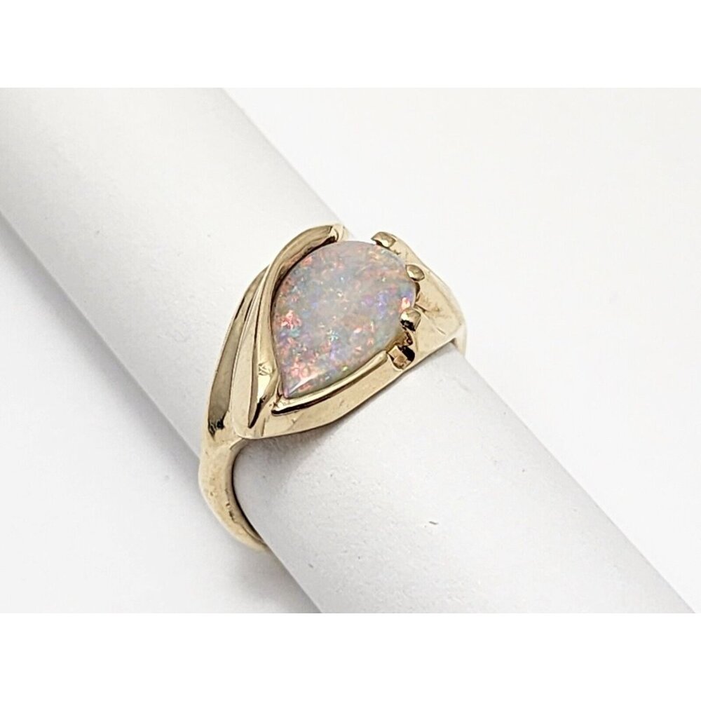 Exquisite 10K Karat Solid Yellow Gold Designer Teardrop Opal Ring - Size 6.75